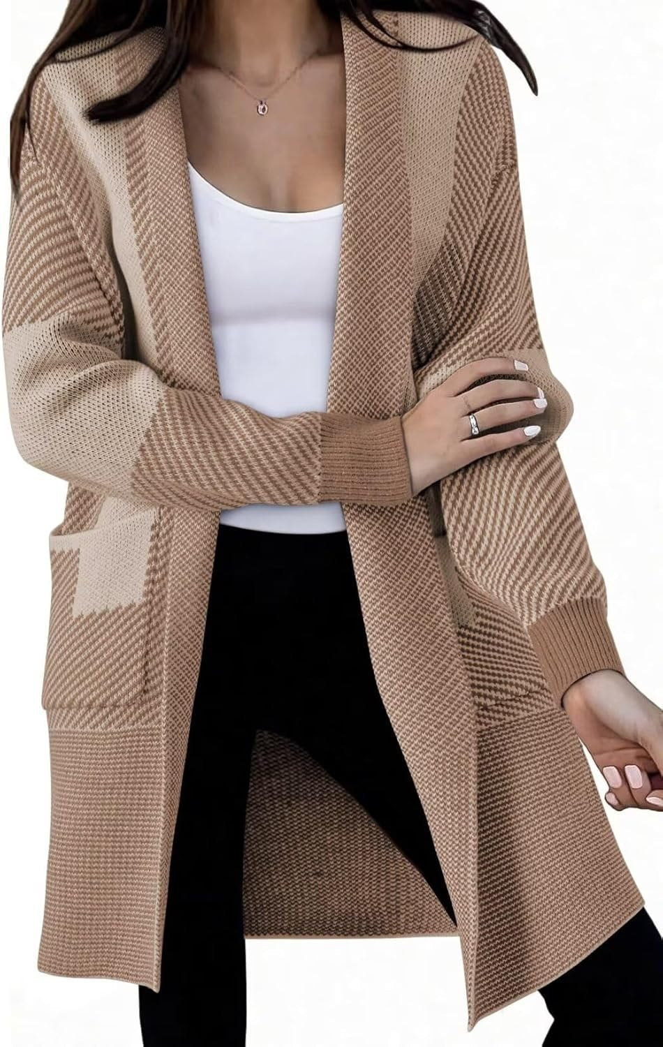 Damen Strickjacke mit modischem Muster und praktischen Taschen Drune