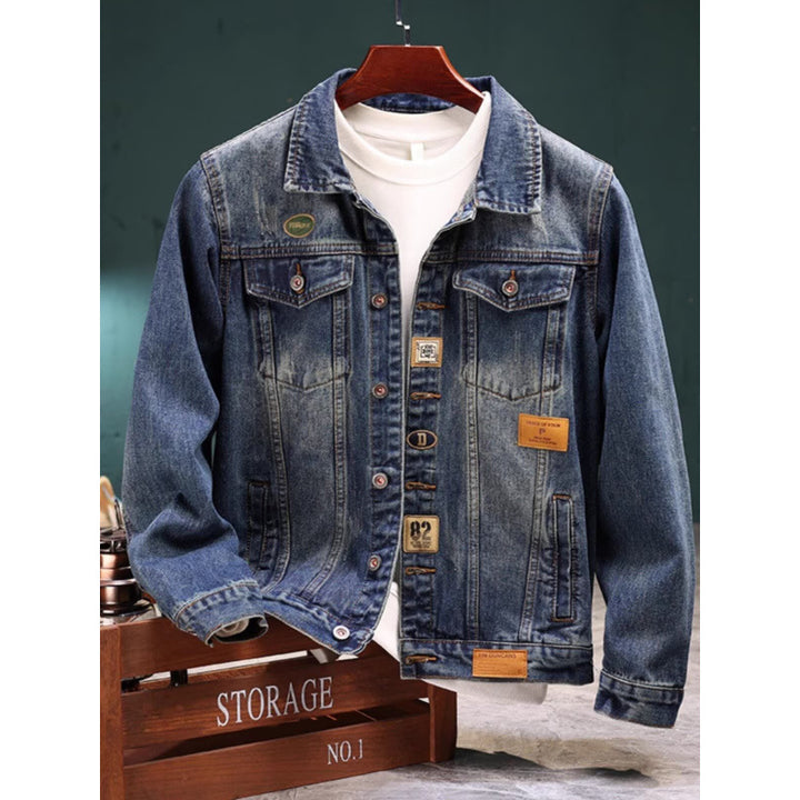Herren Vintage-gewaschene Denimjacke mit Markenpatches, Brustklappen und geradem Schnitt Drune