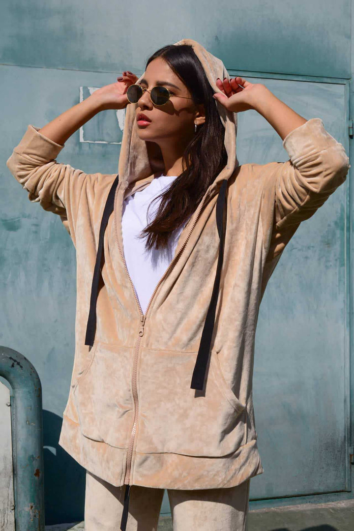 Damen gemütlicher Kapuzenpullover im urbanen Stil mit praktischen Taschen und weichem Material Drune