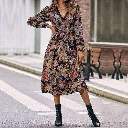 Damen Midikleid mit Paisley-Print, Wickeloptik und Spitzenbesatz Drune