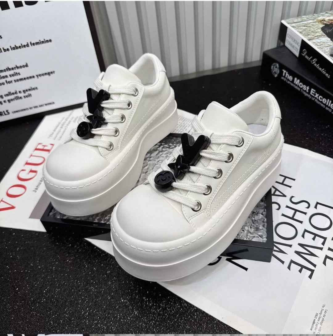 Damen Modische Sneakers mit auffälligem Design Drune