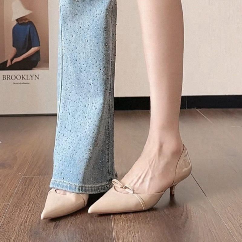 Damen Elegante Lack‑D'Orsay‑Pumps mit spitzer Zehenkappe, niedrigem Kittenabsatz und zartem Zierriemchen Drune