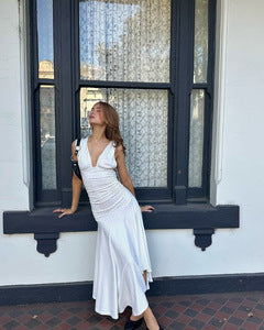 Damen Maxikleid mit seitlichem Schlitz und dekorativer Raffung Drune