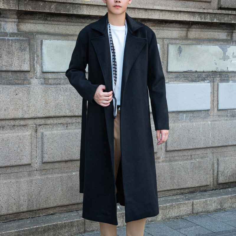 Herren Maxilanger Wollmix-Übermantel mit minimalistischer Silhouette und verdeckter Knopfleiste Drune