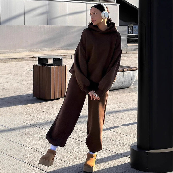 Damen urbanes Oversize-Lounge-Set mit Kapuzenpullover, locker geschnittener High-Waist-Jogginghose und passender Mütze Drune