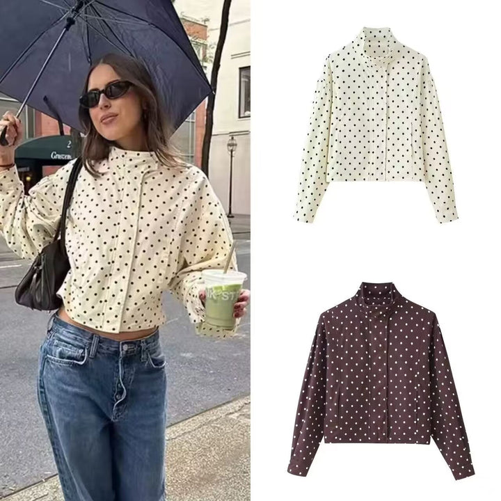 Damen 700+ Kurz geschnittene Blousonjacke mit Stehkragen, Glockenärmeln und Tupfenmuster Drune