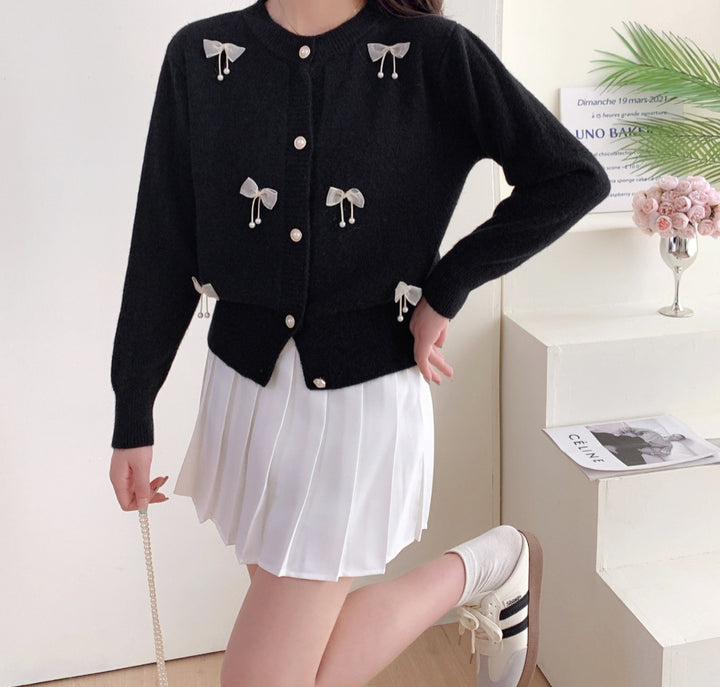 Damen Strickjacke mit Spitzenverzierungen und Knopfdetails Drune