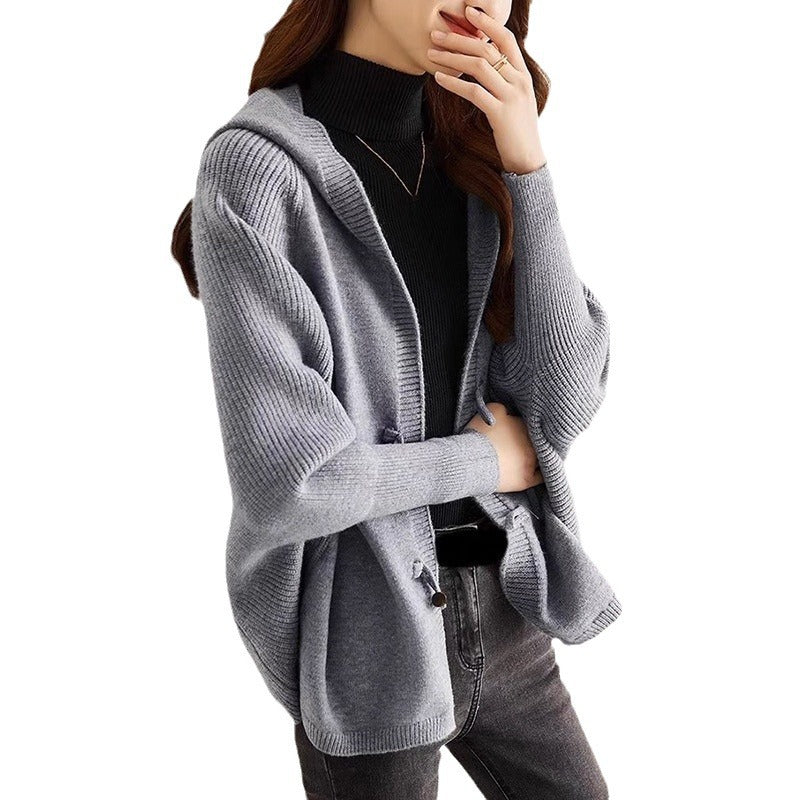 Damen kuschelige Strickjacke mit Kapuze und leicht oversized Schnitt Drune