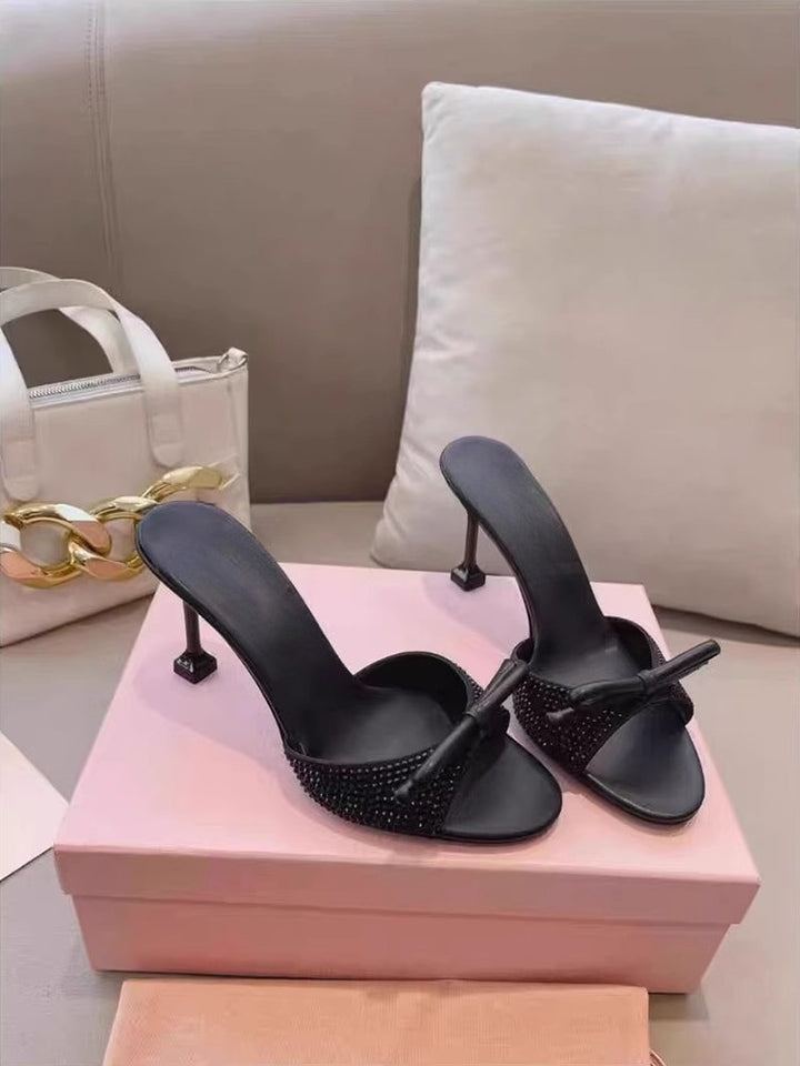 Damen Elegante High-Heel Mules mit funkelndem Kristallbesatz und goldener Zierschleife Drune
