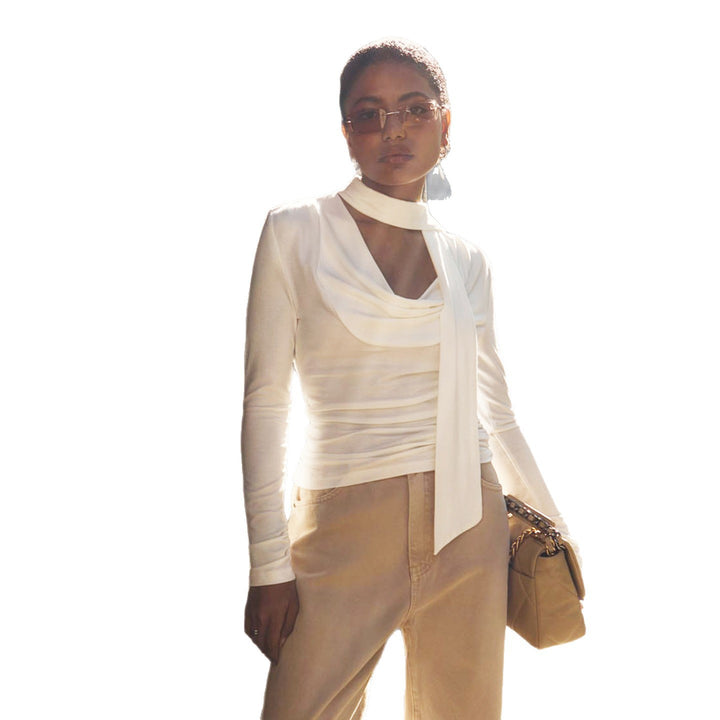 Damen Tailliertes Langarmshirt mit Schluppe und drapiertem Ausschnitt Drune