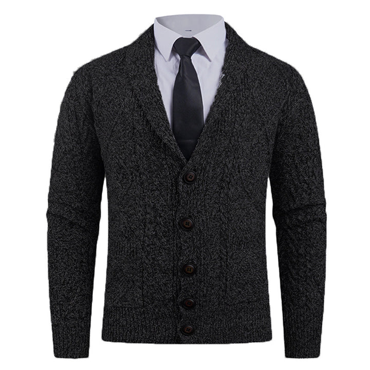 Herren nan Strickcardigan mit Schalkragen, Zopfmuster, aufgesetzten Taschen und Knopfleiste Drune