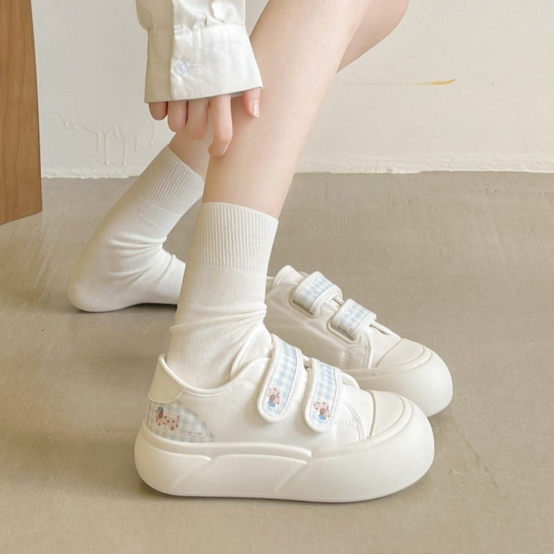 Damen Bequeme Sneaker mit verstellbarem Klettverschluss und floralen Applikationen Drune