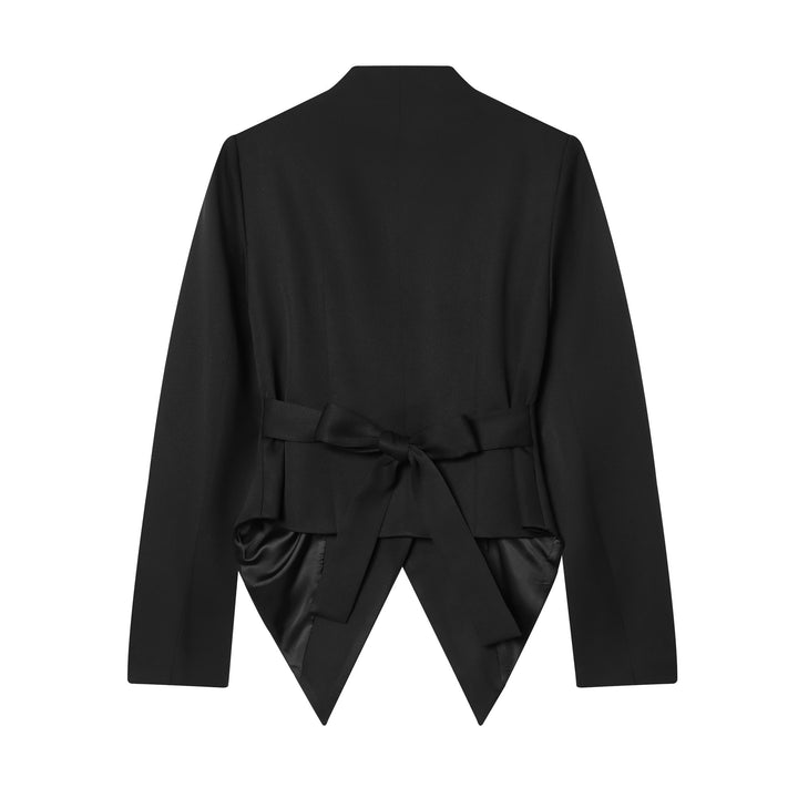 Damen nan taillierter Blazer mit Schalkragen, figurbetonter Knopfleiste und spitz zulaufendem Zipfelsaum Drune