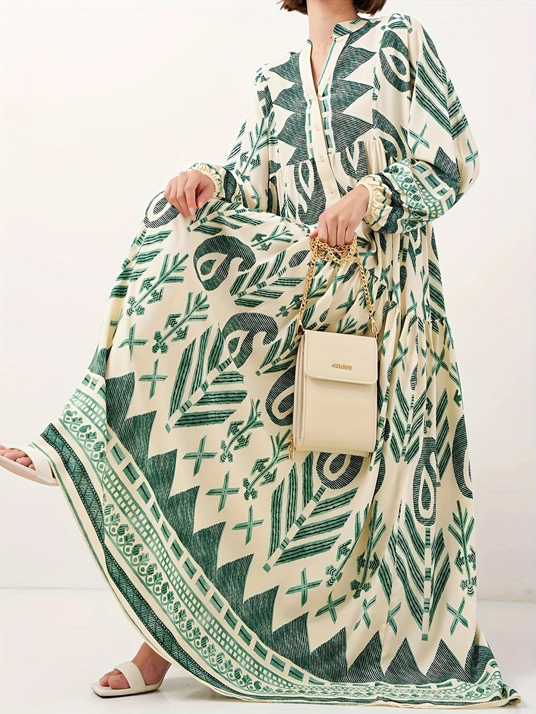 Damen Maxikleid mit kunstvollem geometrischen Muster und Knopfdetails Drune