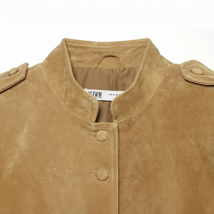 Damen Taillierte Wildlederjacke mit Stehkragen, Pattentaschen und Schulterklappen Drune