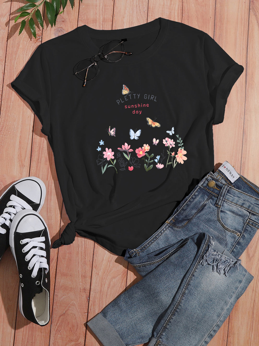 Damen T-Shirt mit verspieltem Blumendruck und elegantem Aufdruck Drune