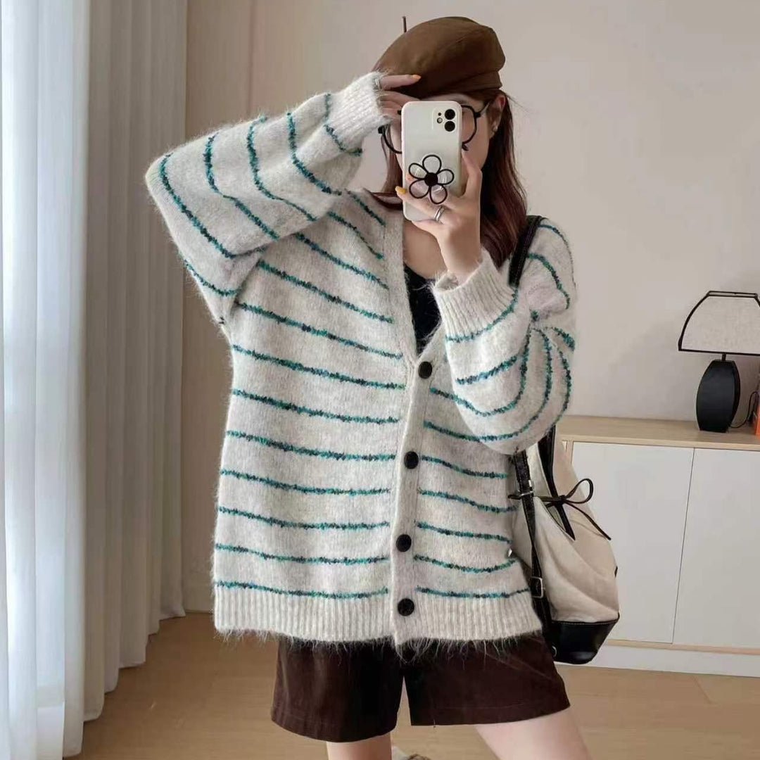 Damen Grobstrickjacke mit farbigen Streifen und modischem Schnitt Drune