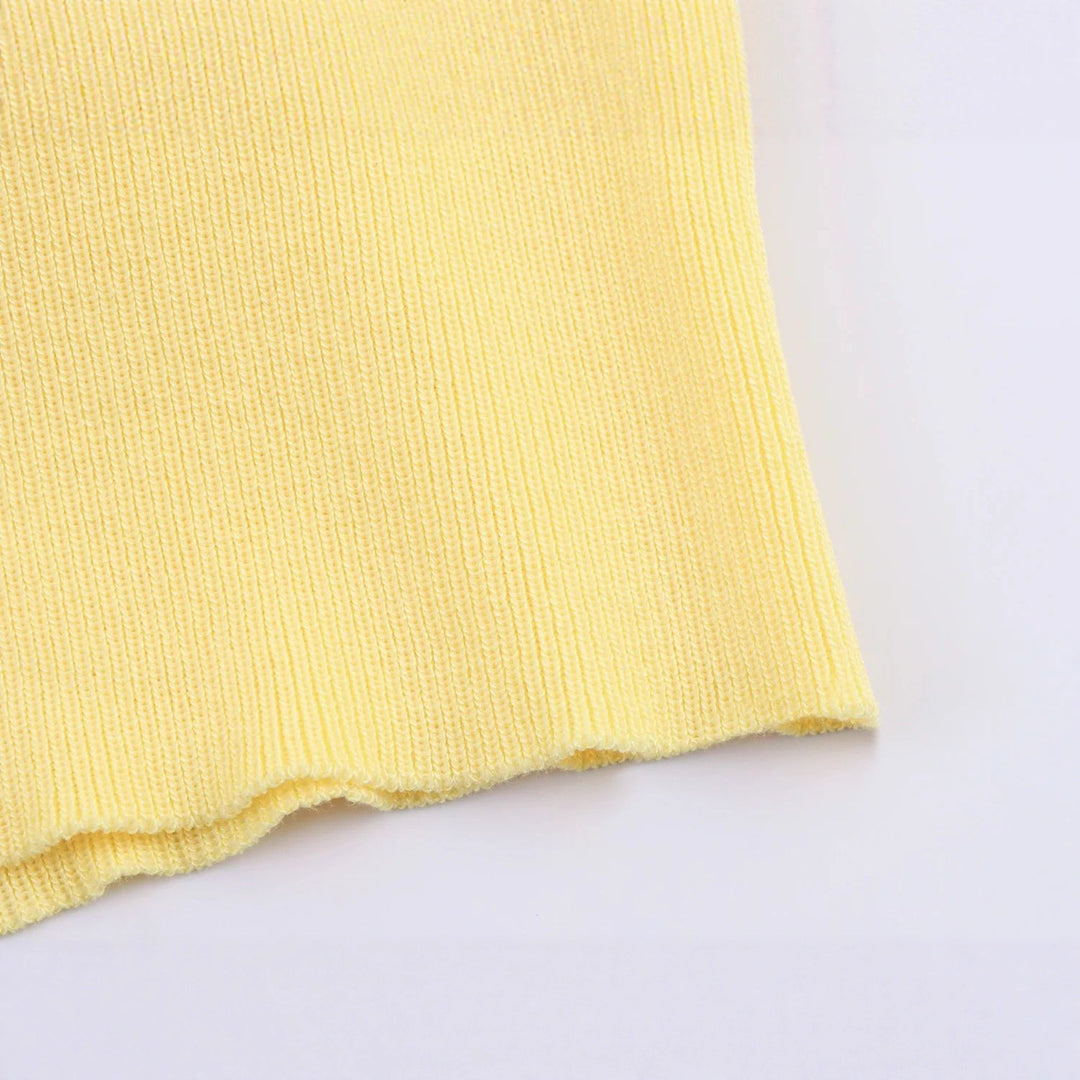 Damen Kurz geschnittener Strickcardigan mit Ballonärmeln und dekorativen Schmuckknöpfen Drune