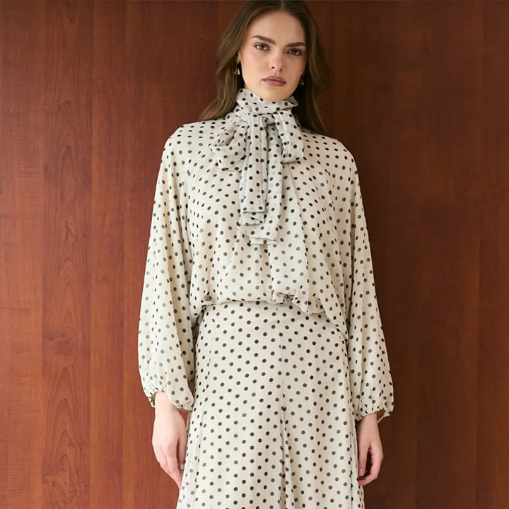 Damen Kleid mit elegantem Stehkragen und verspieltem Punkte-Design Drune