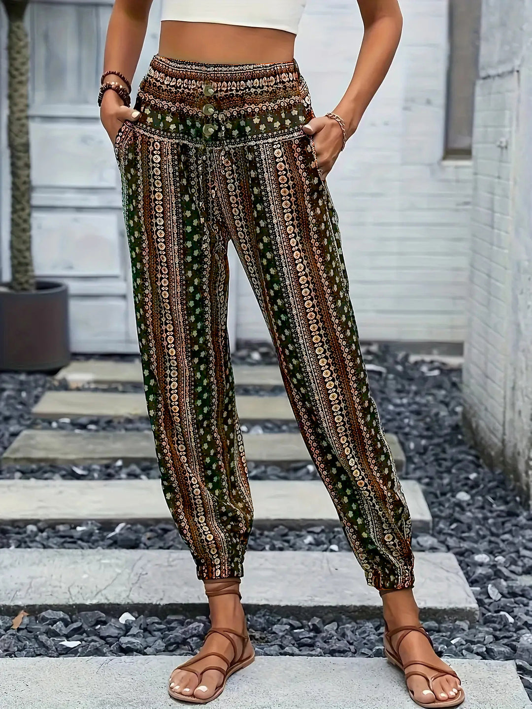 Damen Weite Freizeithose mit elastischem Bund und knopfverzierter Taille Drune