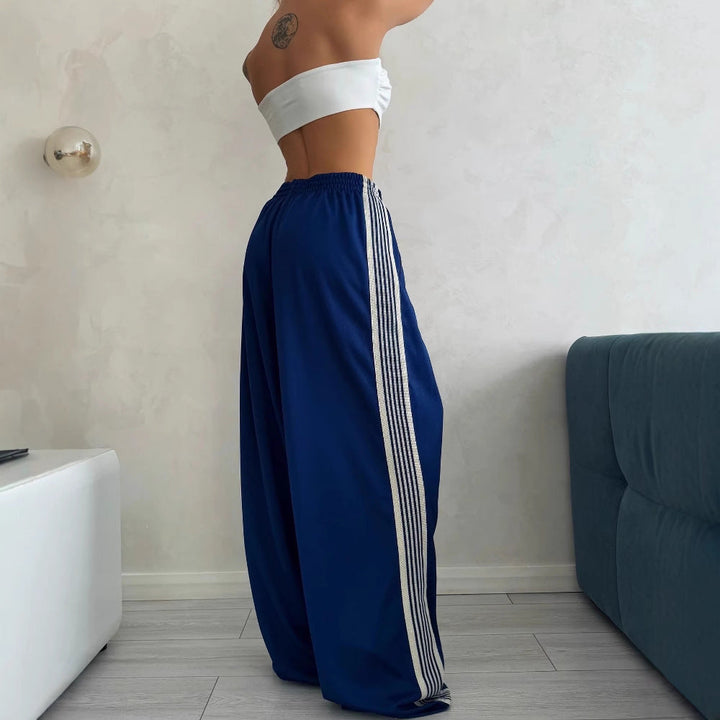 Damen weite Sporthose mit diagonalen Streifen Drune
