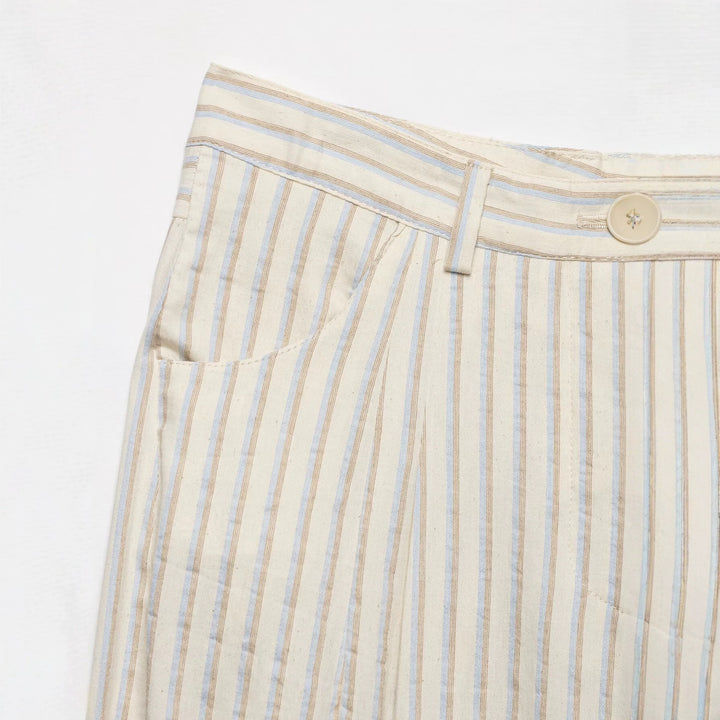 Damen Weite High‑Waist‑Hose aus leichter Baumwollmischung mit feinem Nadelstreifen und Bundfalten Drune