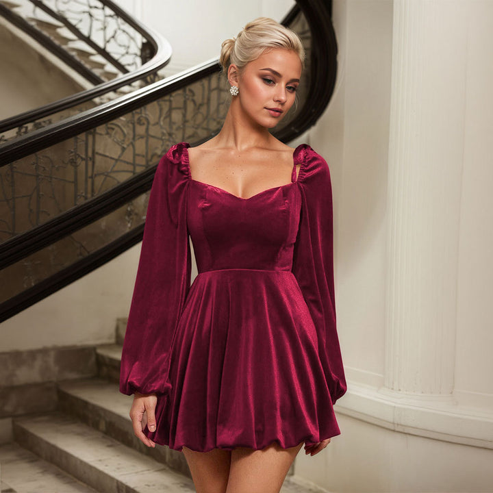 Damen Samt-Minikleid mit Herzausschnitt, langen Ballonärmeln und tailliertem Tellerrock Drune