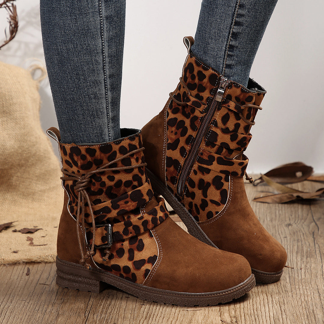 Damen nan knöchelhohe Velourslederoptik-Stiefelette mit Leopardenprint-Falte, seitlichem Reißverschluss und dekorativer Schnalle Drune