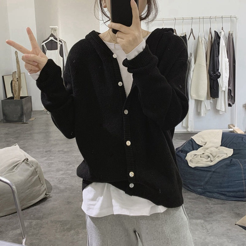Damen lässiger Strickcardigan mit tiefem V-Ausschnitt und großen Knopfdetails Drune