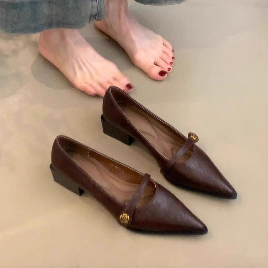 Damen Bequeme spitz zulaufende Ballerinas mit dekorativem Riemchen und Blockabsatz Drune