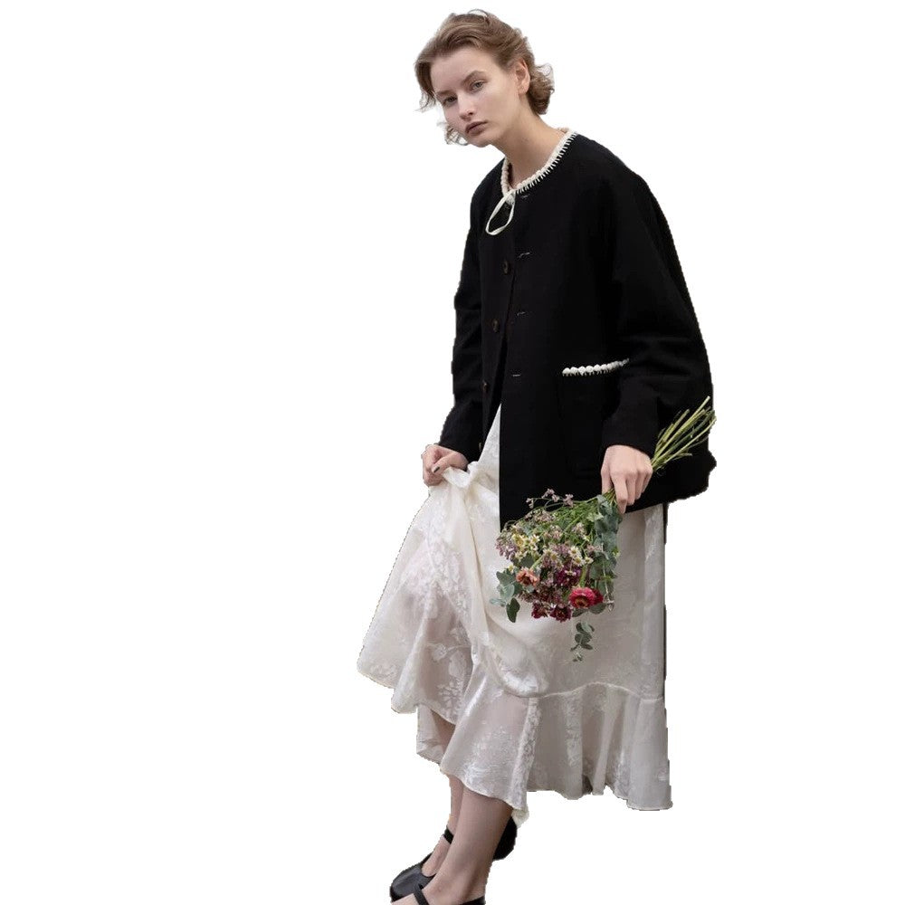 Damen Boxy-Kurzjacke mit dekorativer Zierborte und aufgesetzten Taschen Drune