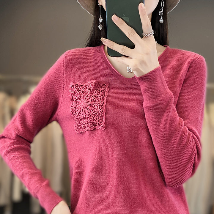 Damen Kaschmir‑Optik V‑Ausschnittpullover mit floraler Häkelapplikation Drune