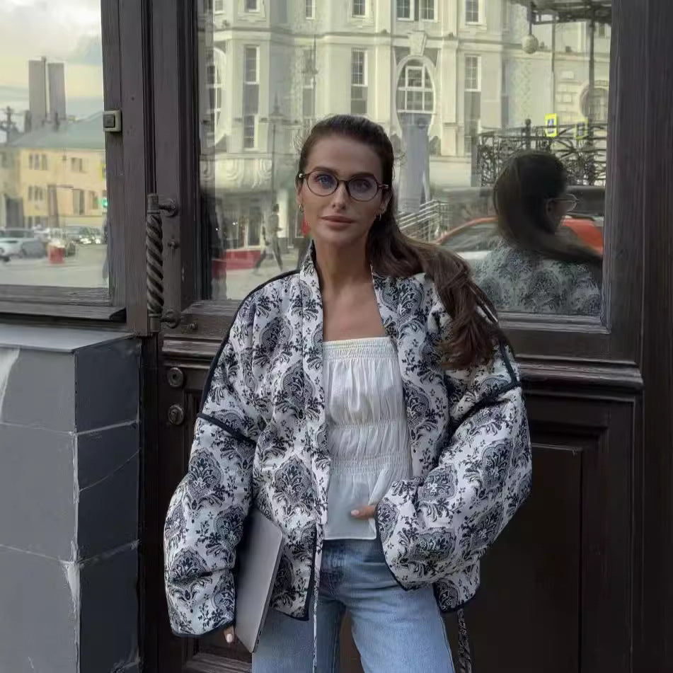 Damen gewattete Kimono-Jacke mit Taillengürtel und ornamentalem Print Drune