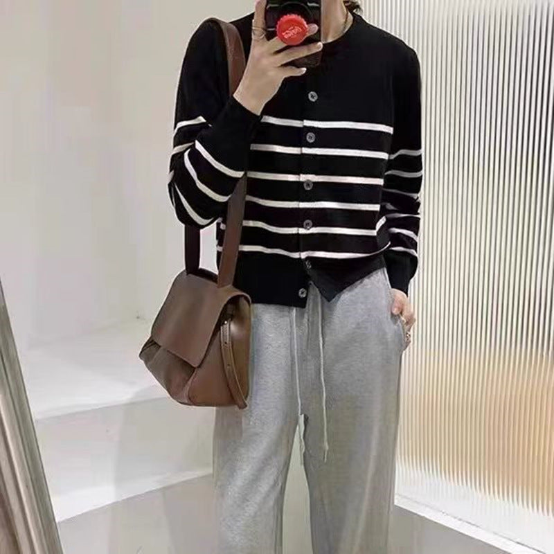 Damen lässiger Strickcardigan mit klassischen Streifen und Knopfdetails Drune