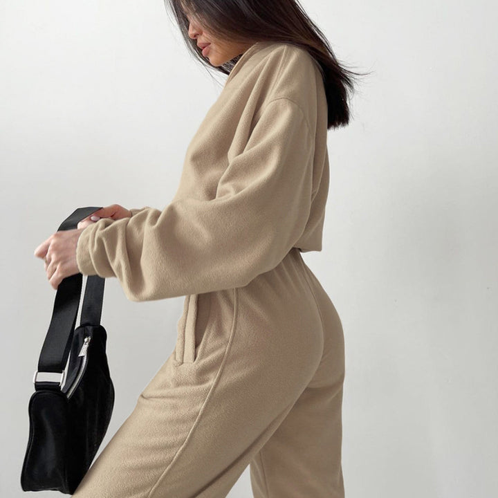 Damen kurz geschnittenes Samt-Lounge-Set mit tailliertem Zip-Hoodie und fließender Highwaist-Palazzohose Drune