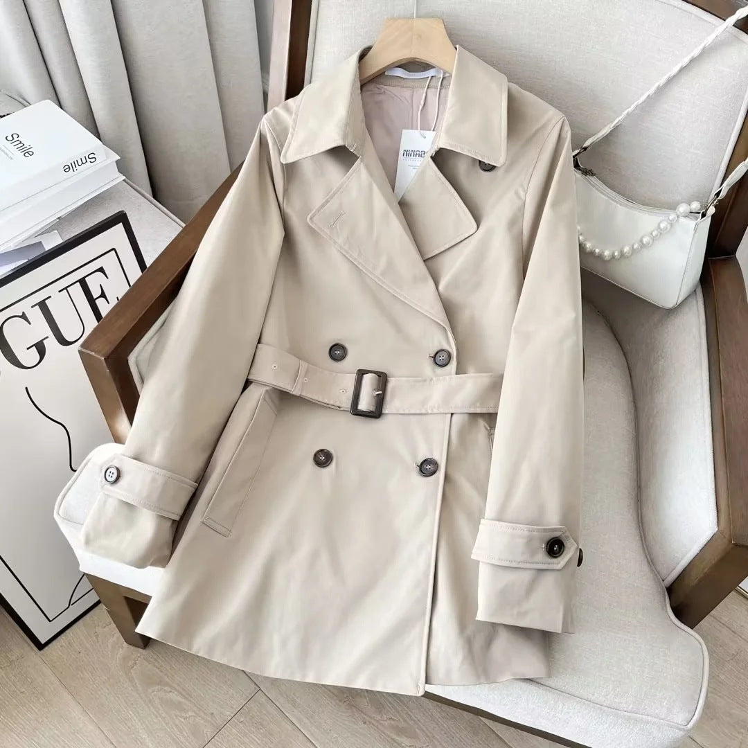 Damen Trenchcoat mit doppelter Knopfleiste und taillierbarem Gürtel Drune