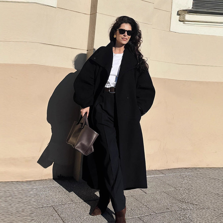 Damen Mantel im minimalistischen Midi‑Schnitt mit Stehkragen und verdeckter Knopfleiste Drune