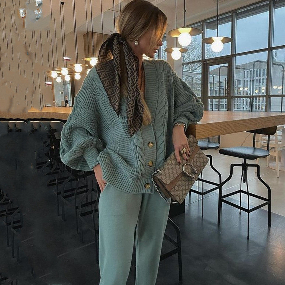 Damen nan kuscheliges Oversize Strickset bestehend aus Zopfmuster Cardigan und taillierter Strick-Jogginghose Drune