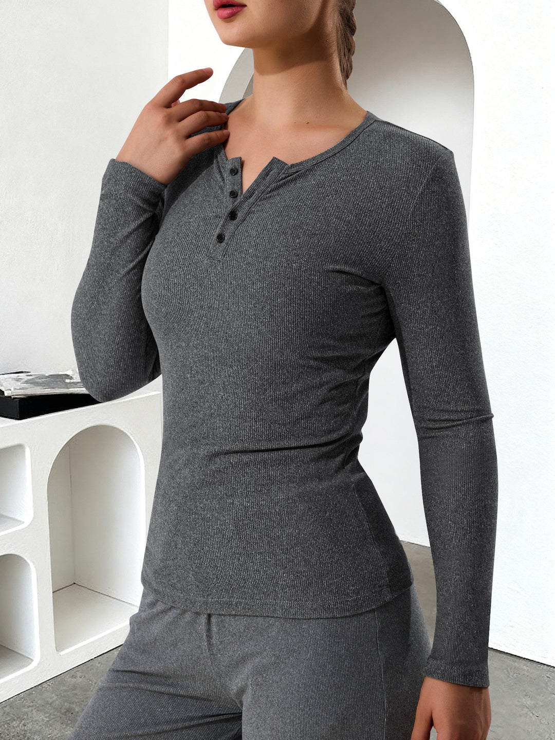 Damen Geripptes Henley-Langarmshirt mit Knopfleiste und figurnahem Schnitt Drune