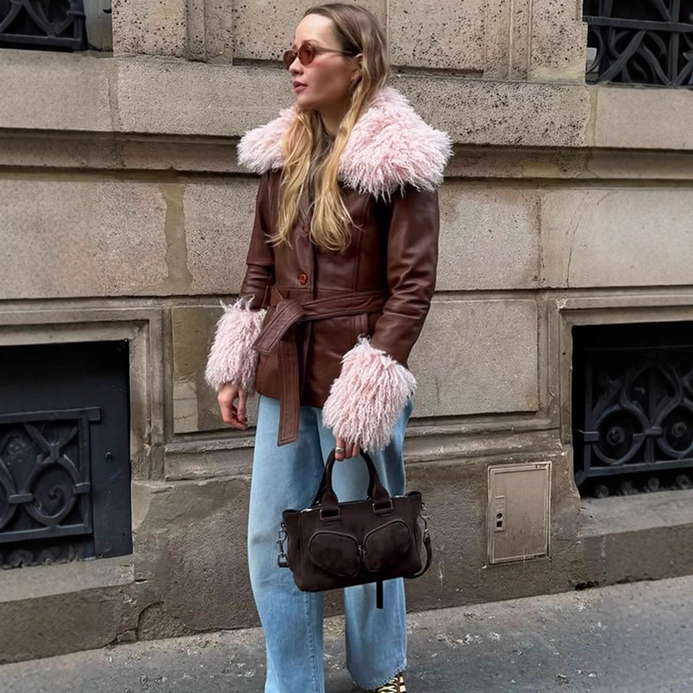 Damen Taillierte Lederimitatjacke mit Bindegürtel, opulentem abnehmbarem Faux-Fur-Schalkragen und Fellmanschetten Drune
