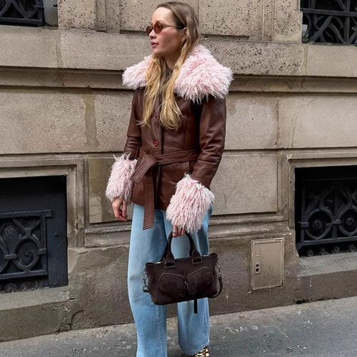Damen Taillierte Lederimitatjacke mit Bindegürtel, opulentem abnehmbarem Faux-Fur-Schalkragen und Fellmanschetten Drune