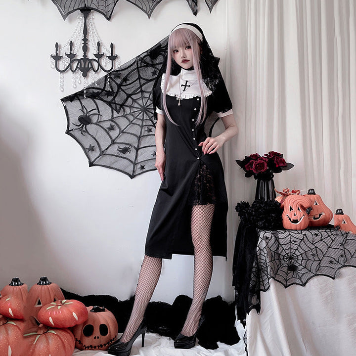 Damen Gothic Nonnenkostüm mit transparenten Spitzenärmeln und Kreuzdetails Drune