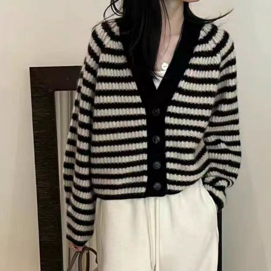 Damen gestreifter Strickcardigan Drune