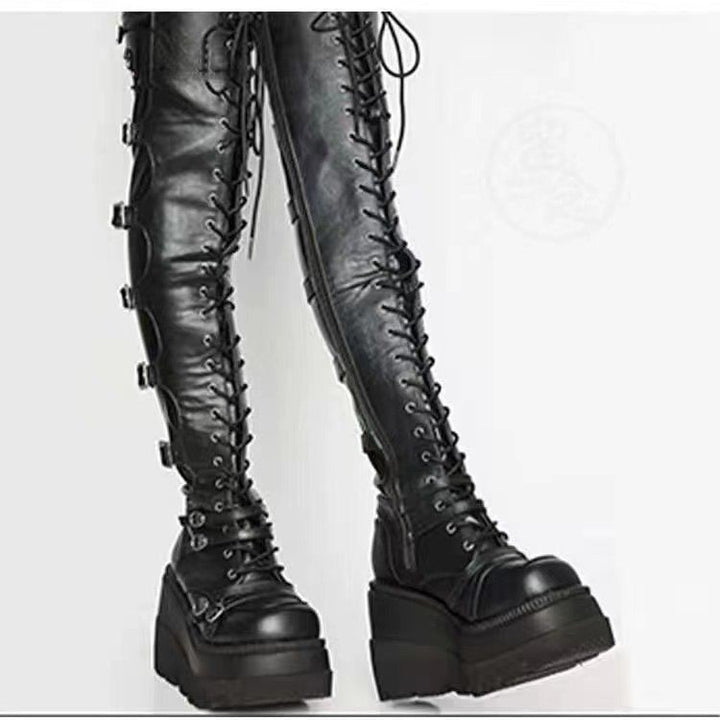 Damen Overknee-Boots im Biker-Stil mit durchgehender Schnürung, Seitenreißverschluss und klobiger Plateausohle Drune