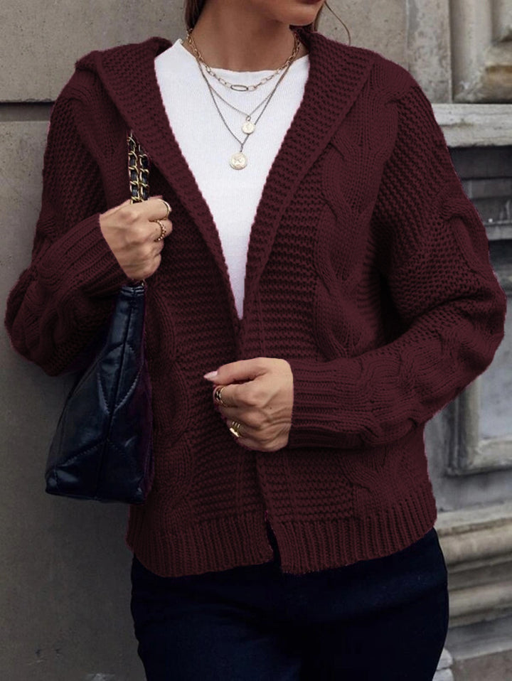 Damen Grobstrickjacke mit Kapuze und Zopfmuster Drune