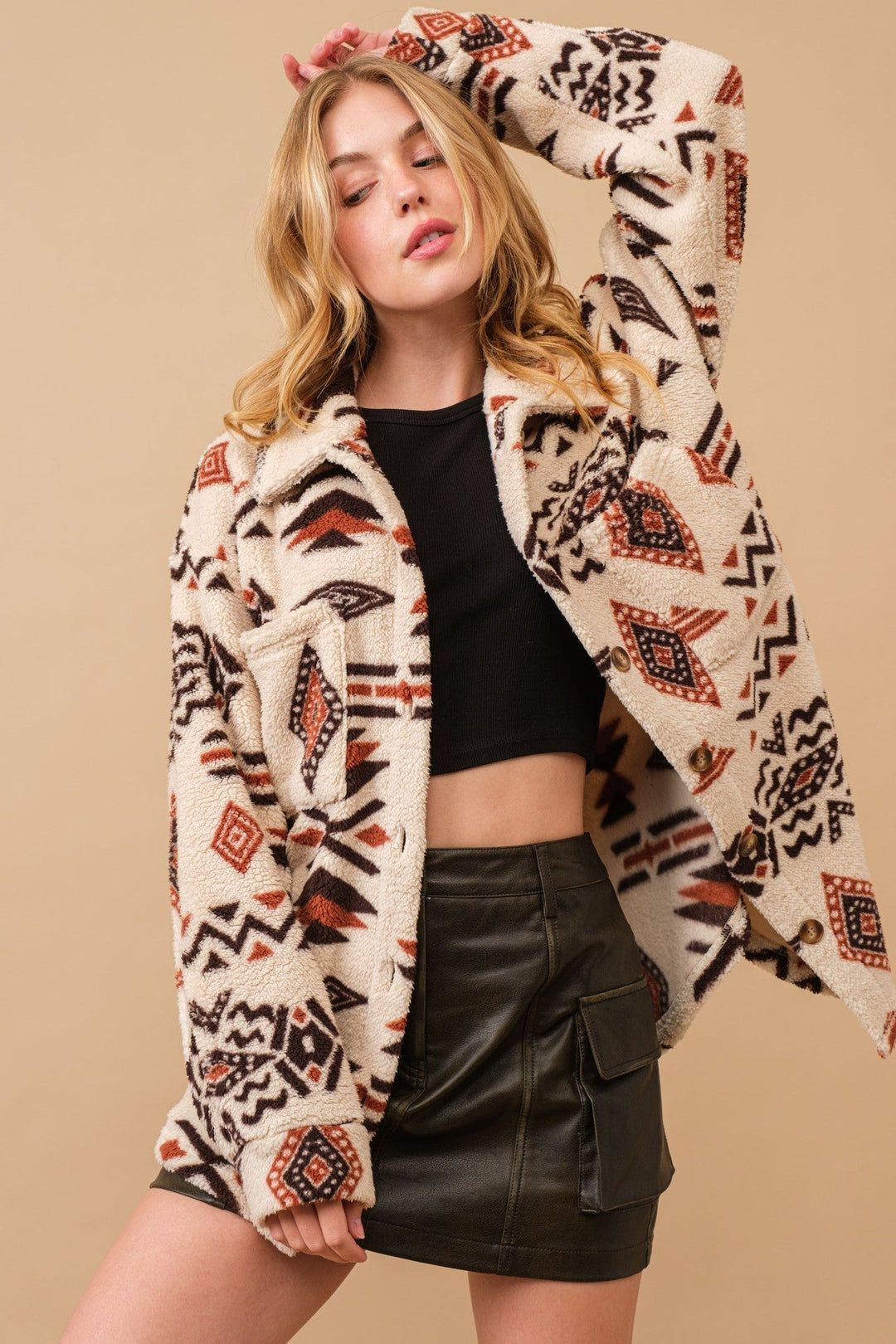 Drune | Retro Plüschjacke mit Reverskragen