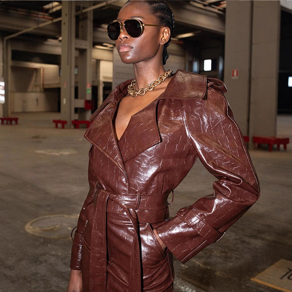 Damen Glänzender Krokoprägung-Trenchcoat mit Taillengürtel und breitem Revers Drune