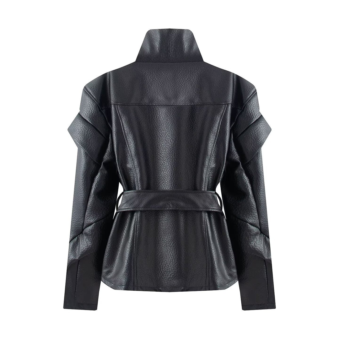 Damen Taillierte Kunstlederjacke mit hohem Stehkragen, asymmetrischem Reißverschluss und Bindegürtel Drune