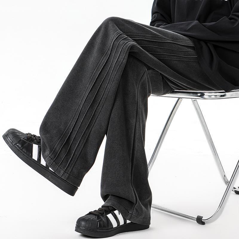 Herren weite Samt-Relaxhose mit Kordelzug und betonten Seitennähten Drune