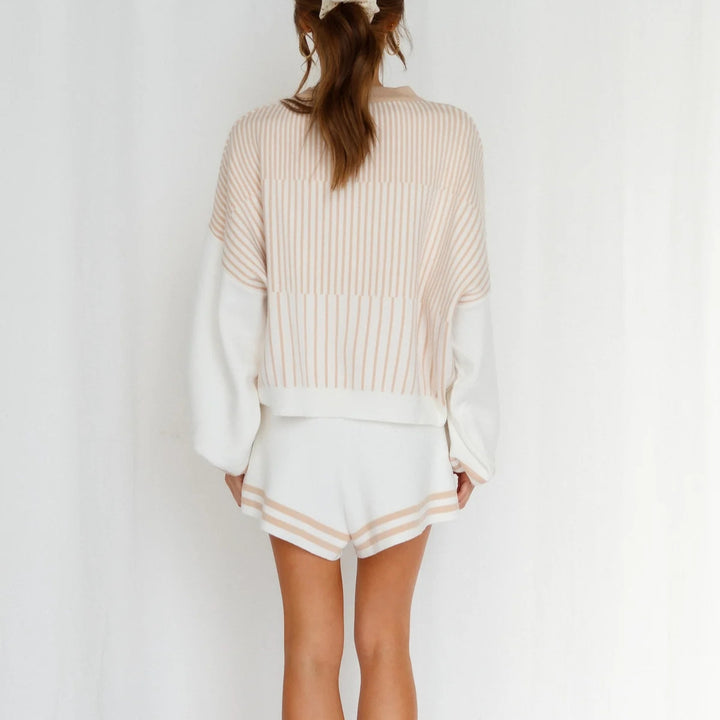 Damen lässiges Set mit gestreiftem Oversized-Oberteil und Shorts Drune